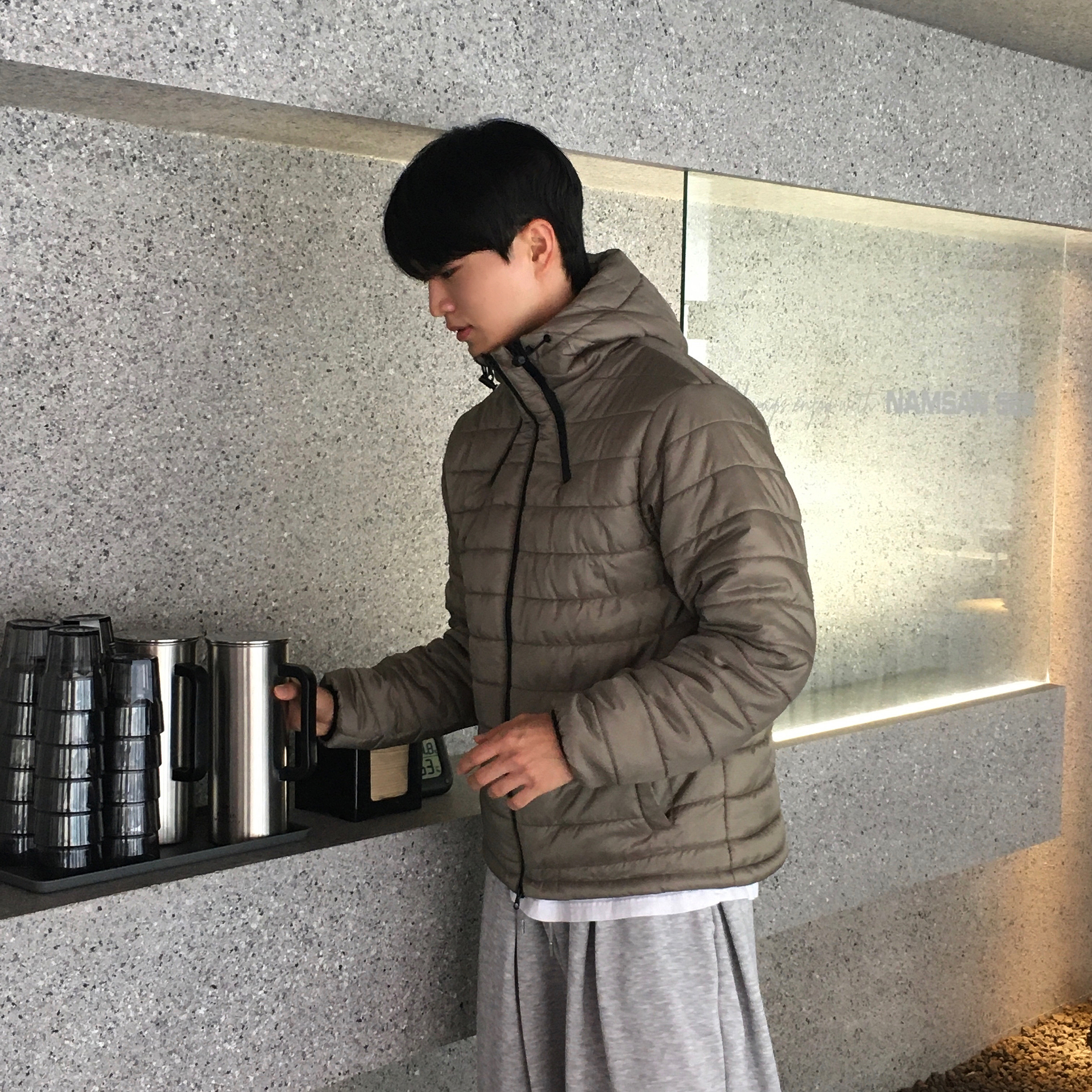1+1 벌룬팬츠 스웻팬츠 통바지 통넓은바지 - 상세 이미지 4