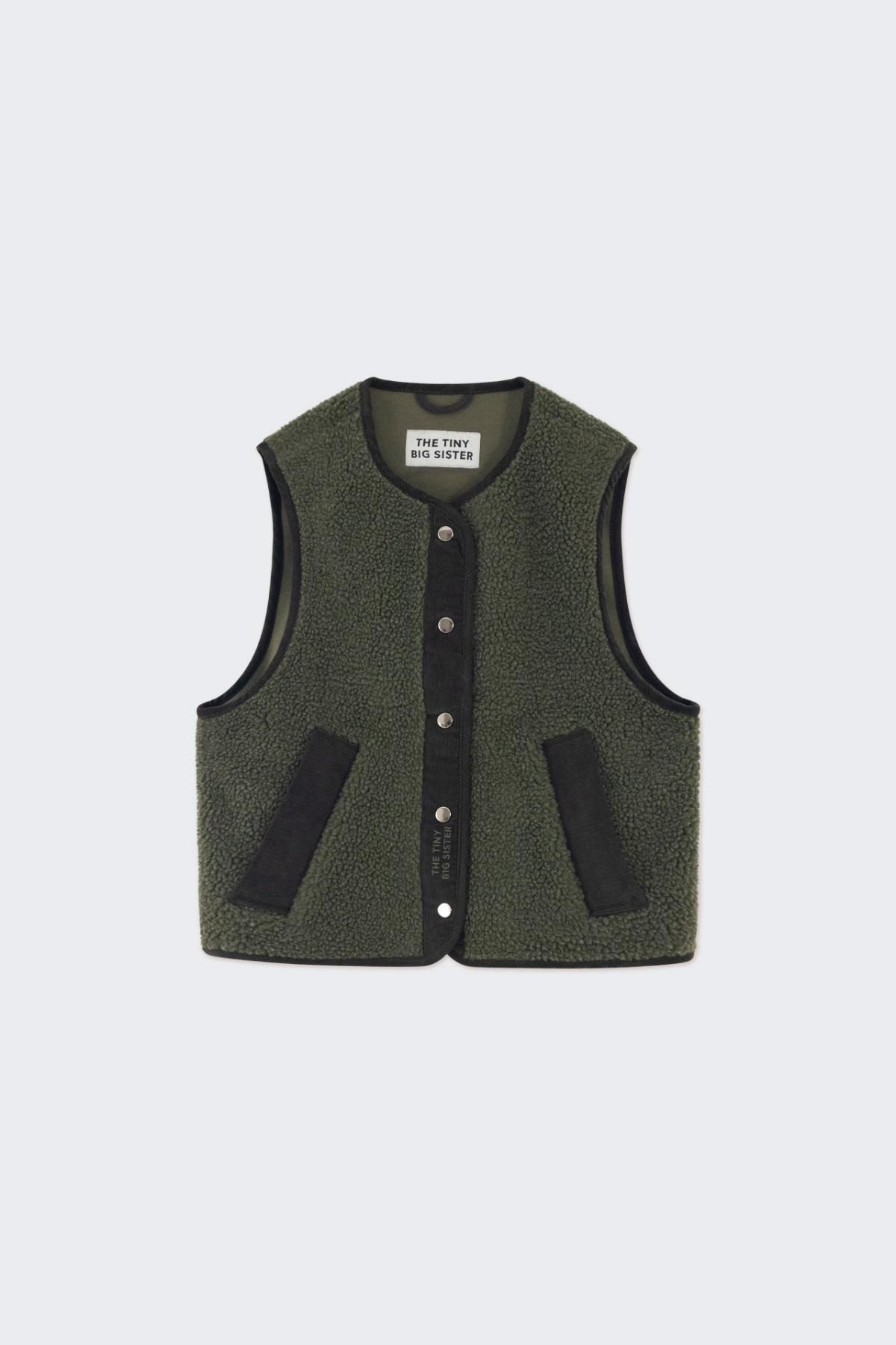 타이니코튼 시즌 트렌디 플리스 베스트 AW24-661K12 ONE COLOR - 메인 이미지