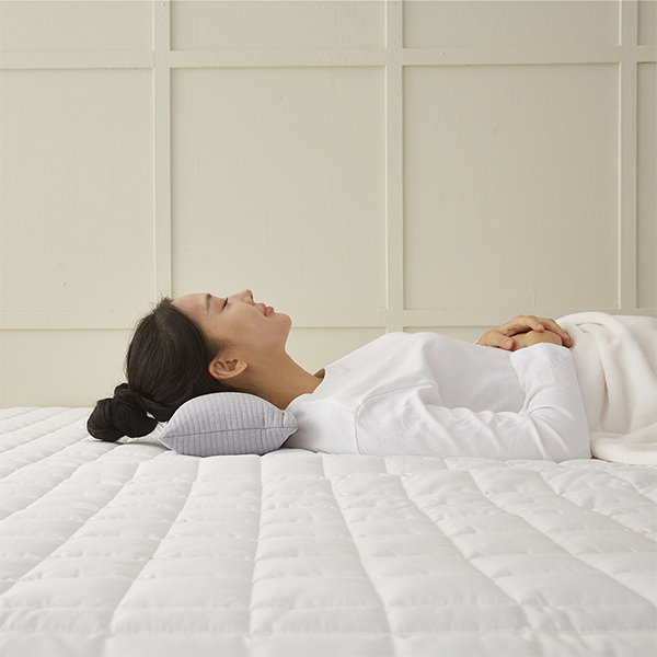 집앤콕 빨아쓰는 낮잠 경추베개 거북목 일자목 1+1