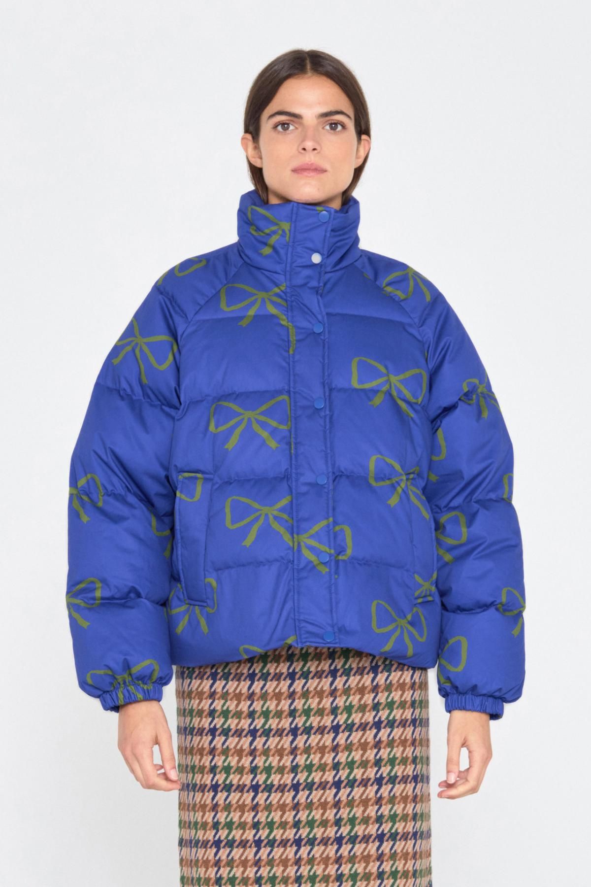 타이니코튼 테크니컬 리본 프린트 숏 패딩 재킷 AW24-681J29 ONE COLOR - 상세 이미지 3