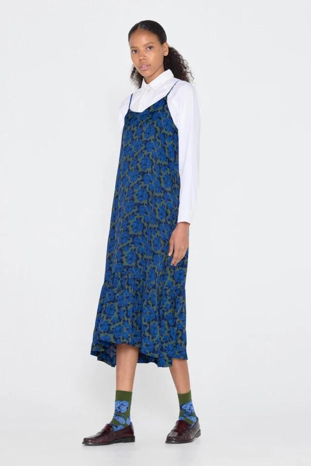 타이니코튼 플로럴 슬리브리스 미디 원피스 Vestido roses AW24-616P08 ONE COLOR - 상세 이미지 3