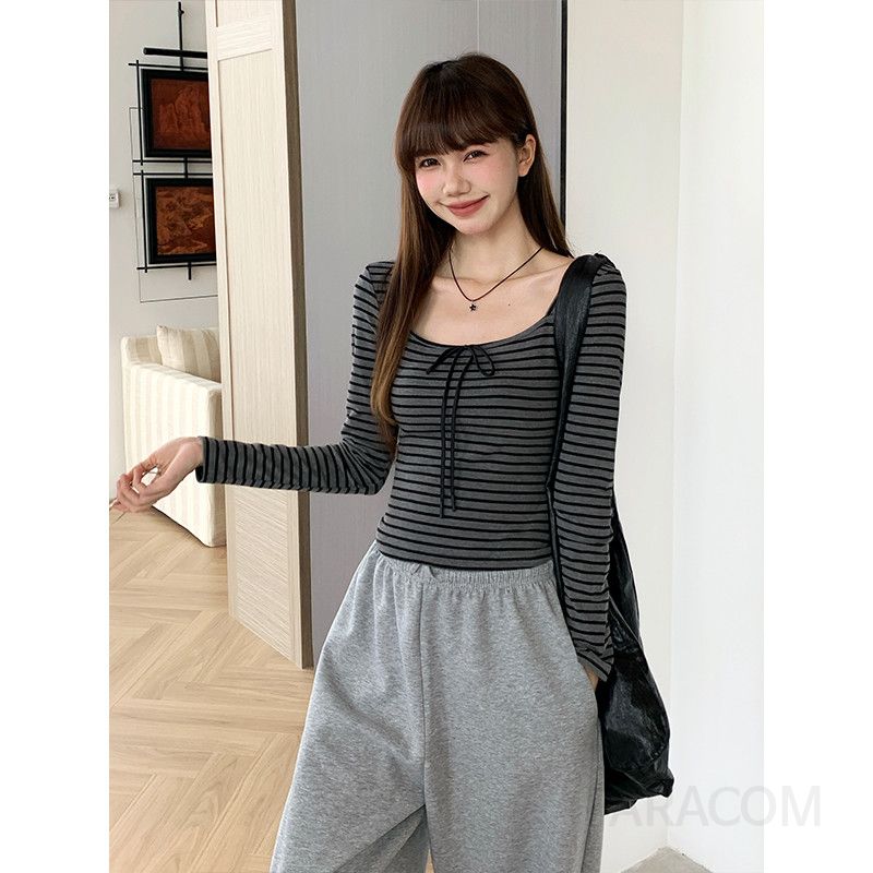 여성 스트라이프 타이넥 긴팔 티셔츠 가을 슬림핏 스퀘어넥 캐주얼 스타일 레이어드 활용도 높은 디자인 이미지 7