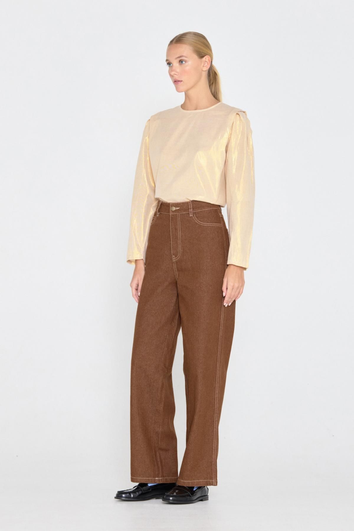 타이니코튼 플리츠 베이직 라운드넥 블라우스 AW24-602P66 ONE COLOR - 상세 이미지 5