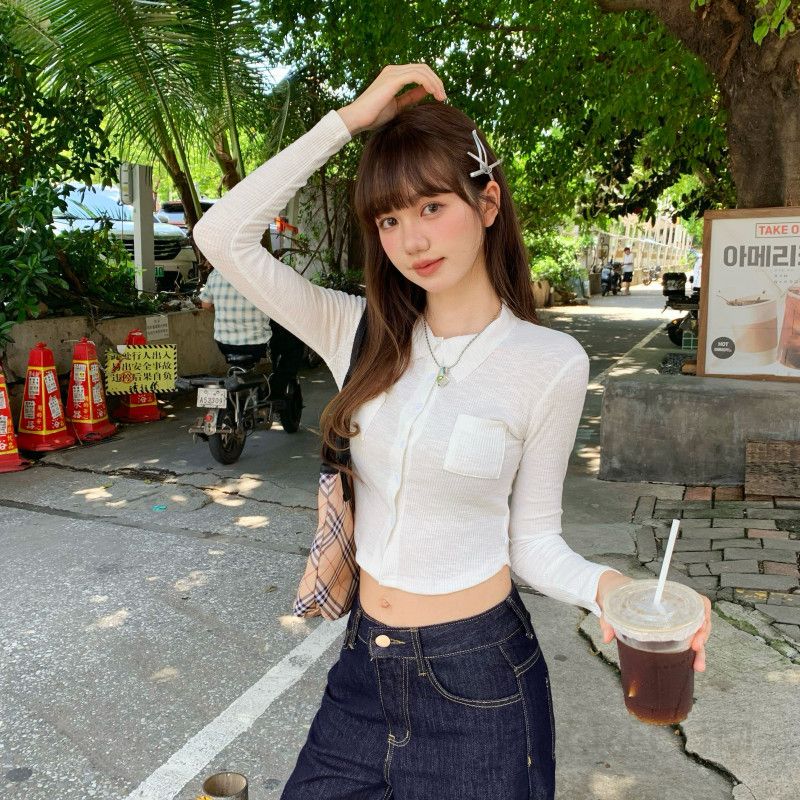 여성 슬림핏 긴팔 티셔츠 가을 이너웨어 레이어드 스타일 편안한 착용감 디자인 캐주얼한 슬림핏 - 상품 이미지