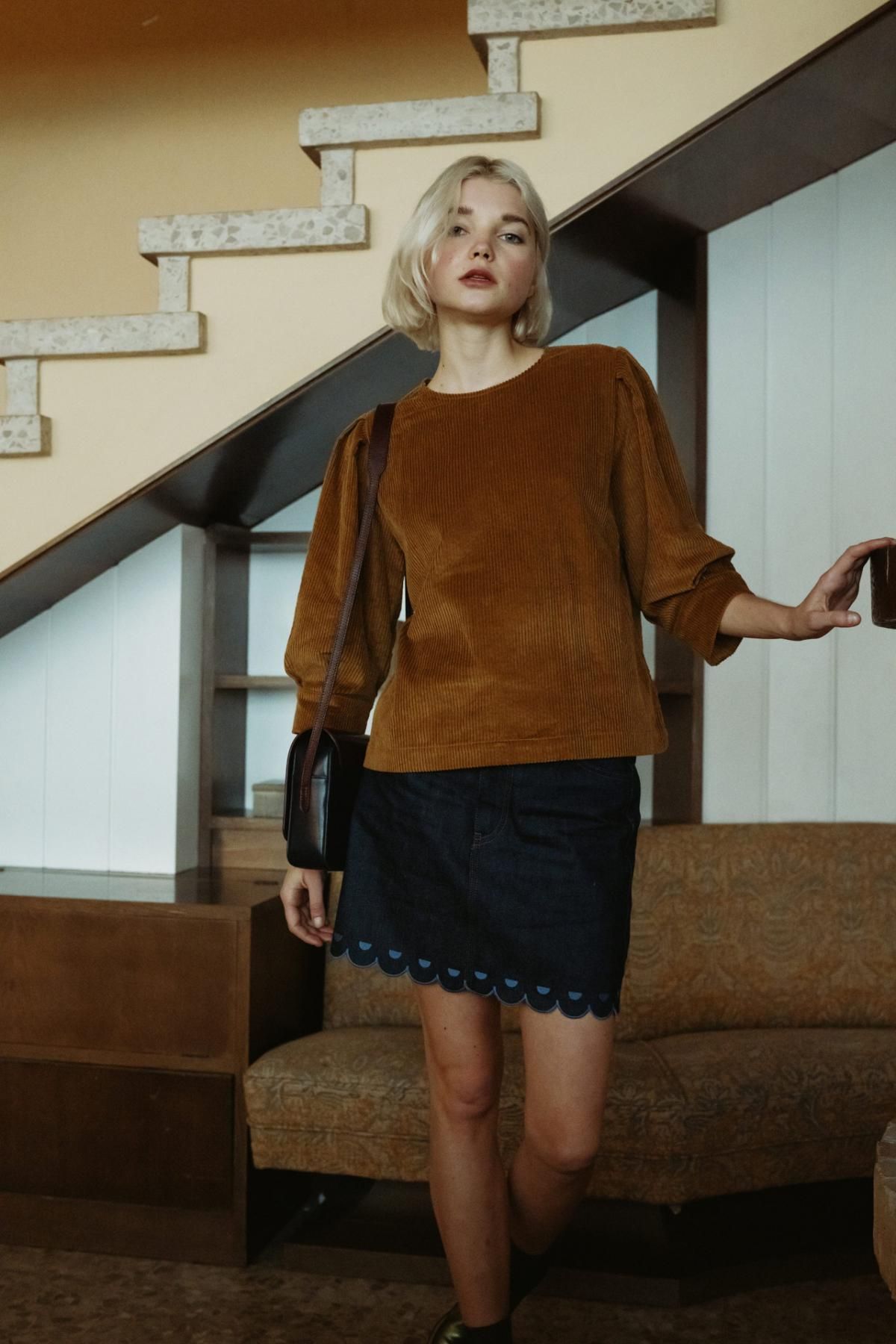 타이니코튼 코듀로이 브라운 라운드넥 블라우스 AW23-601-M06 BROWN - 상세 이미지 5