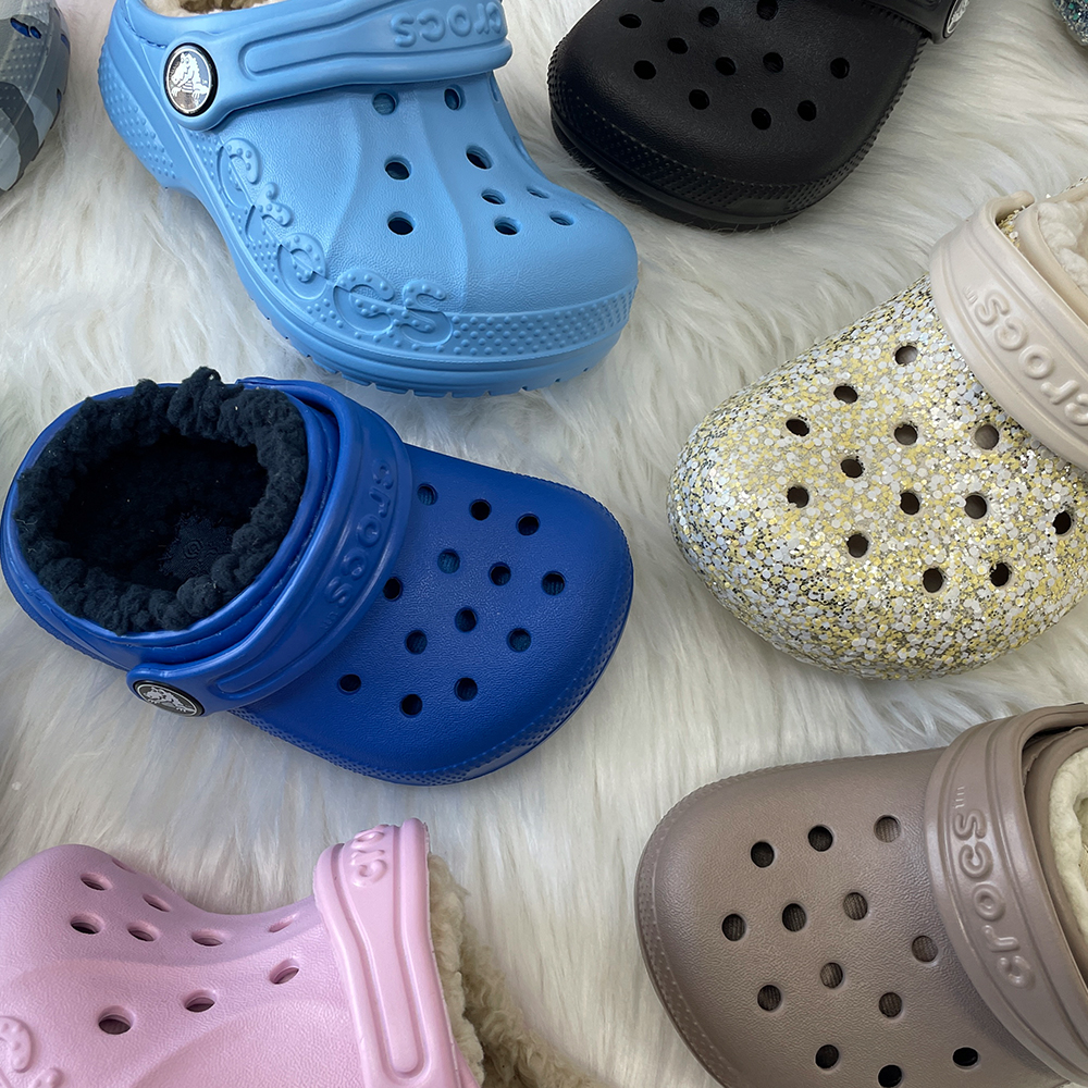 크록스 키즈 털신 바야 라인드 토들러 겨울 어린이 털슬리퍼 샌들