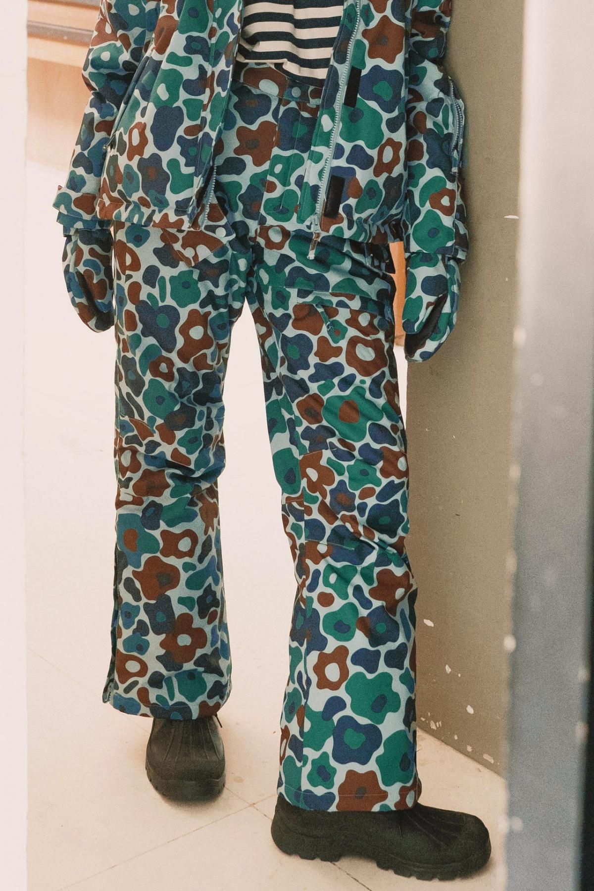 타이니코튼 테크니컬 플라워 패턴 스키 팬츠 AW22-728-K09 ONE COLOR - 상세 이미지 5