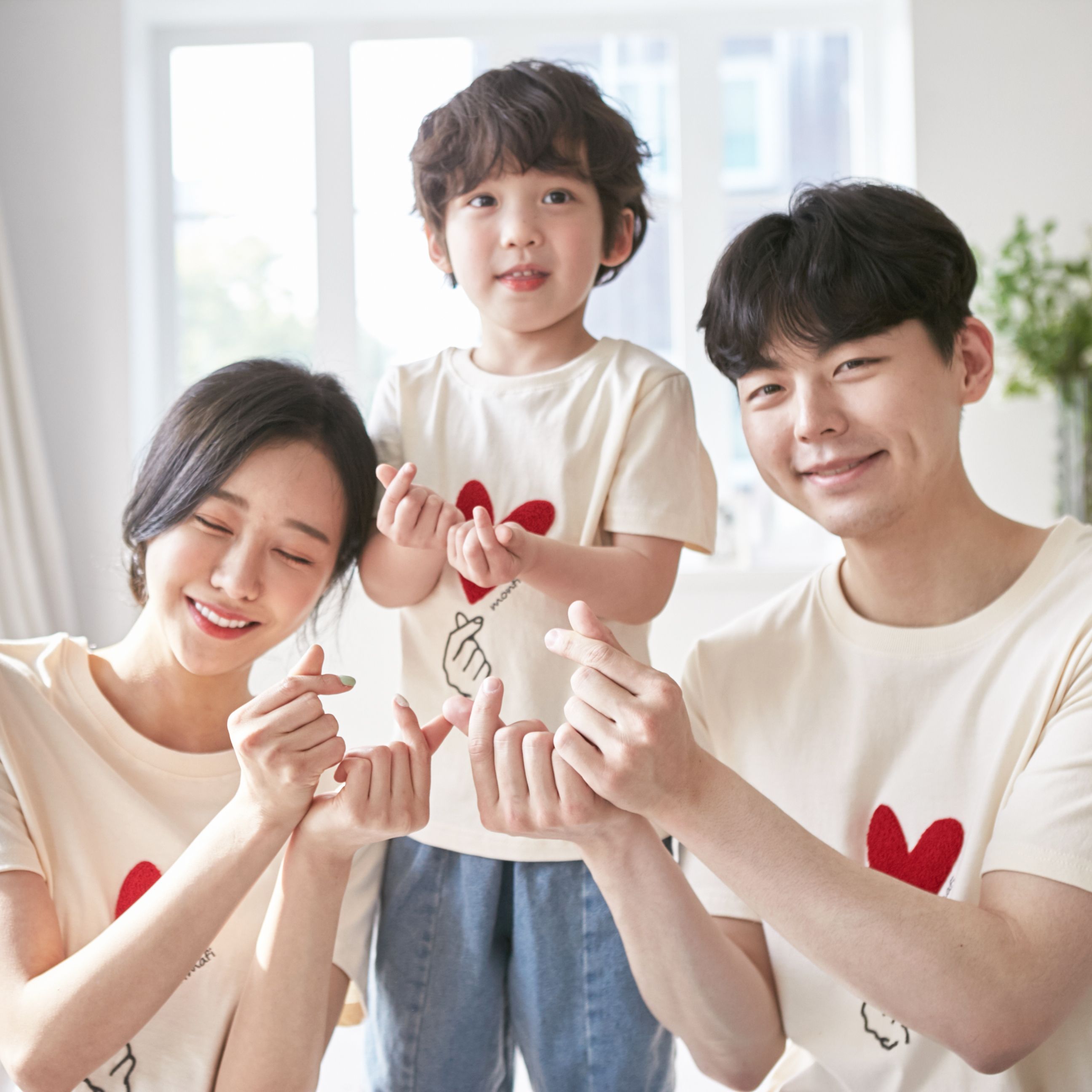 돌촬영 패밀리룩 단체 여행 가족티 돌잔치 사진의상 칠순팔순 행사 몽피마피 사랑해요 - 상세 이미지 3