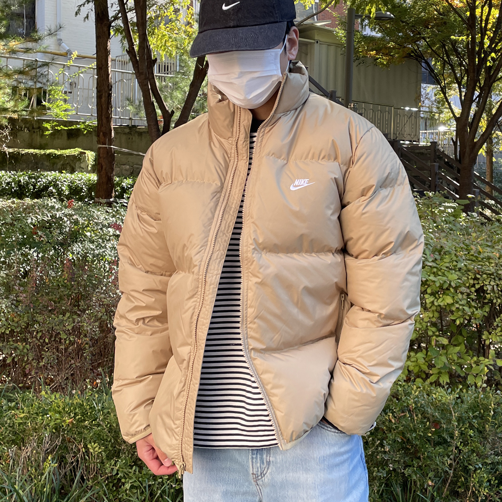 (국내매장판)나이키 패딩 써마핏 스우시 윈드러너 파카