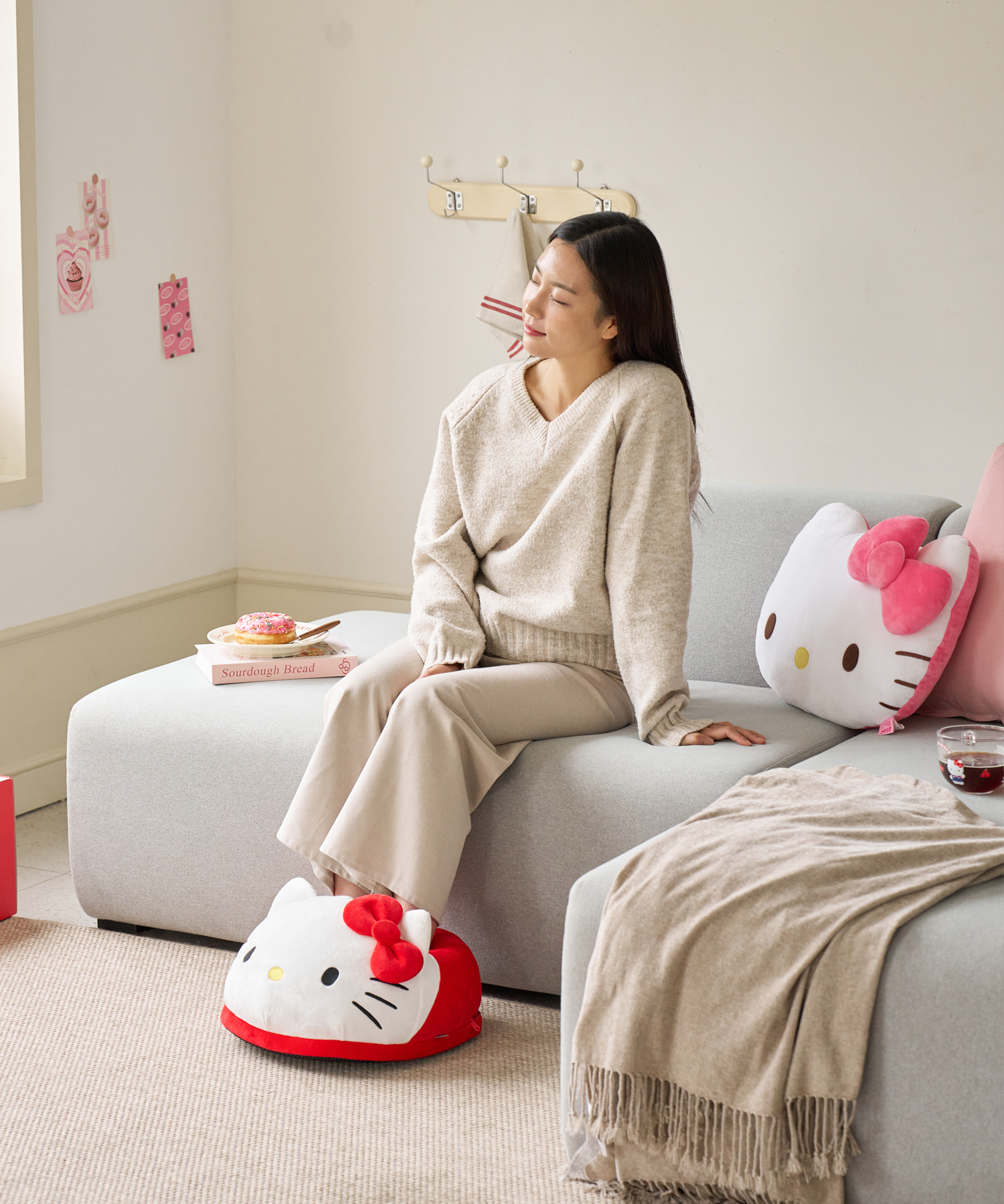 잉코 산리오 헬로키티 USB 발난로 풋워머 온열 발히터 사무실 수족냉증