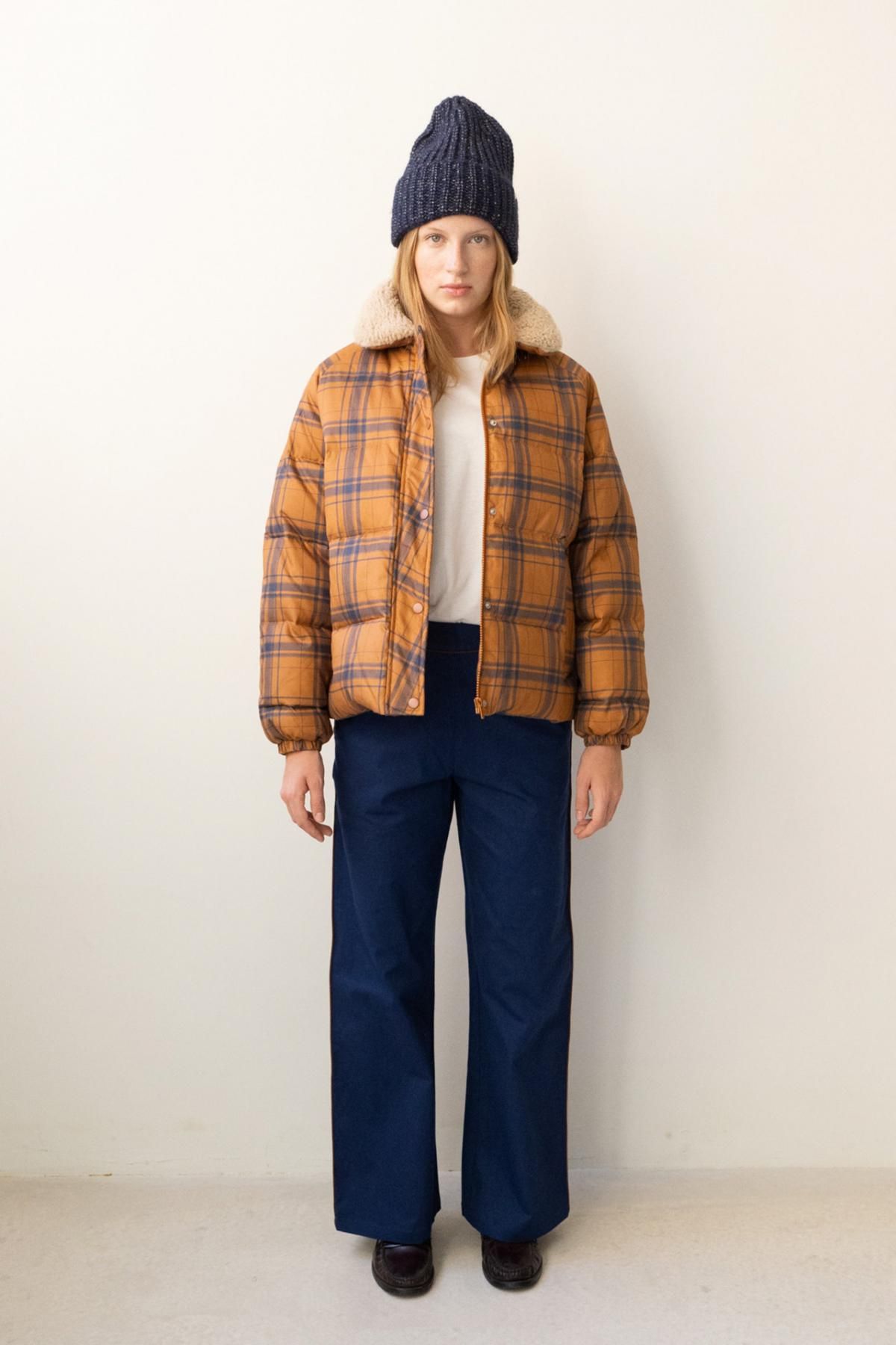 타이니코튼 체크 패턴 퍼 카라 숏 패딩 재킷 AW23-729M06 ONE COLOR - 상세 이미지 4