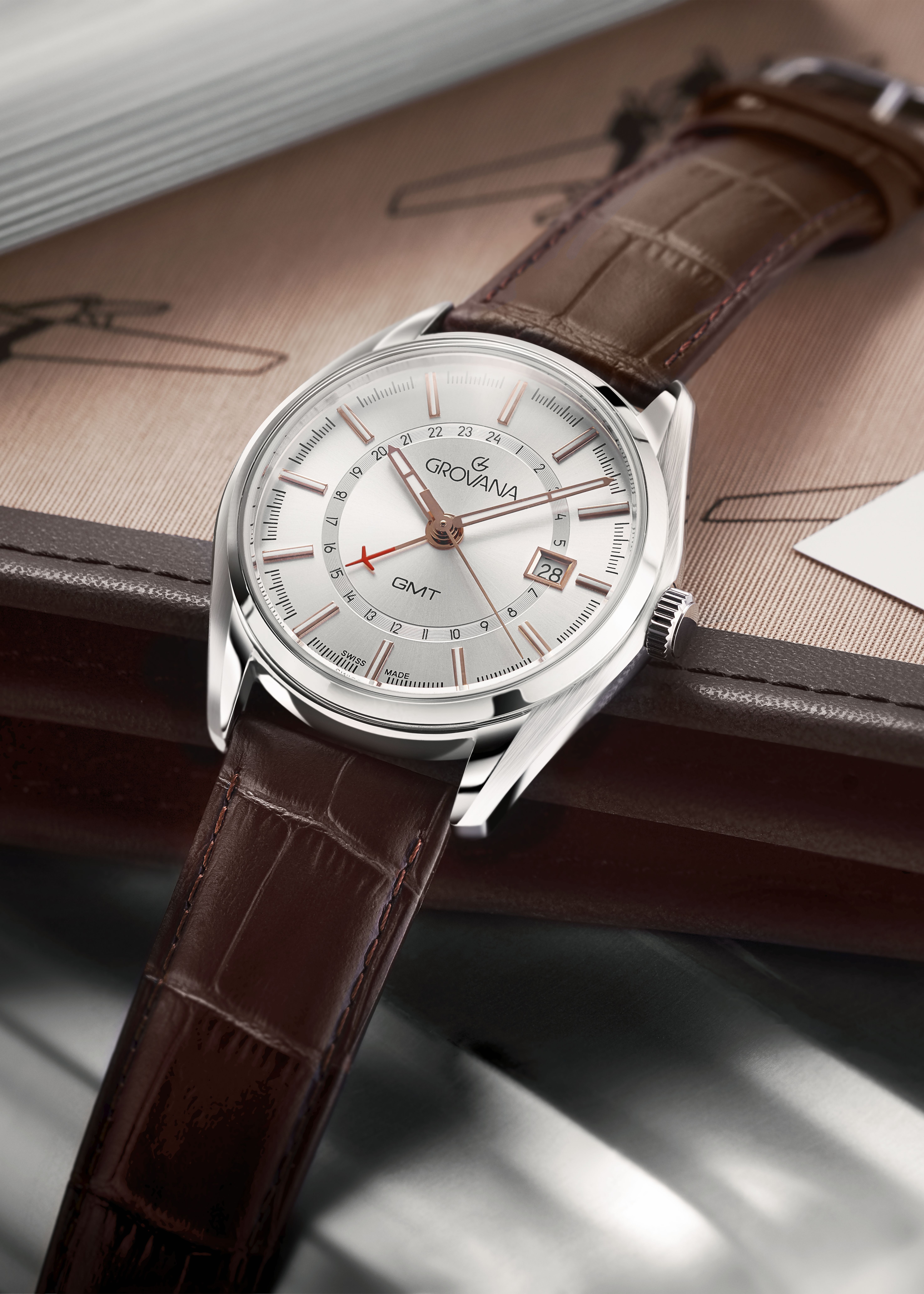 그로바나 세인트 앤드류 스카이 레이더 GMT 골드 화이트 다이얼 가죽 42mm - 상품 이미지