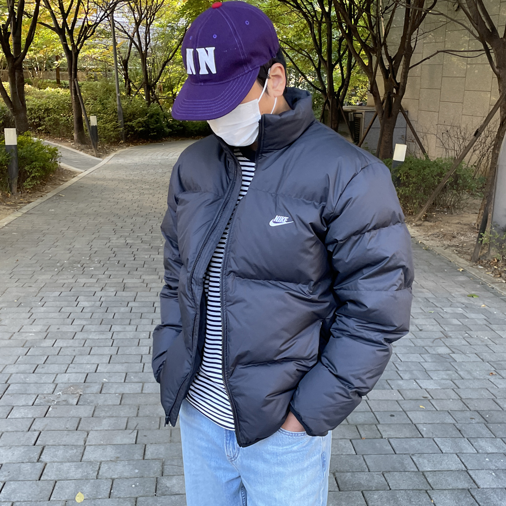 (국내매장판)나이키 패딩 써마핏 스우시 윈드러너 파카