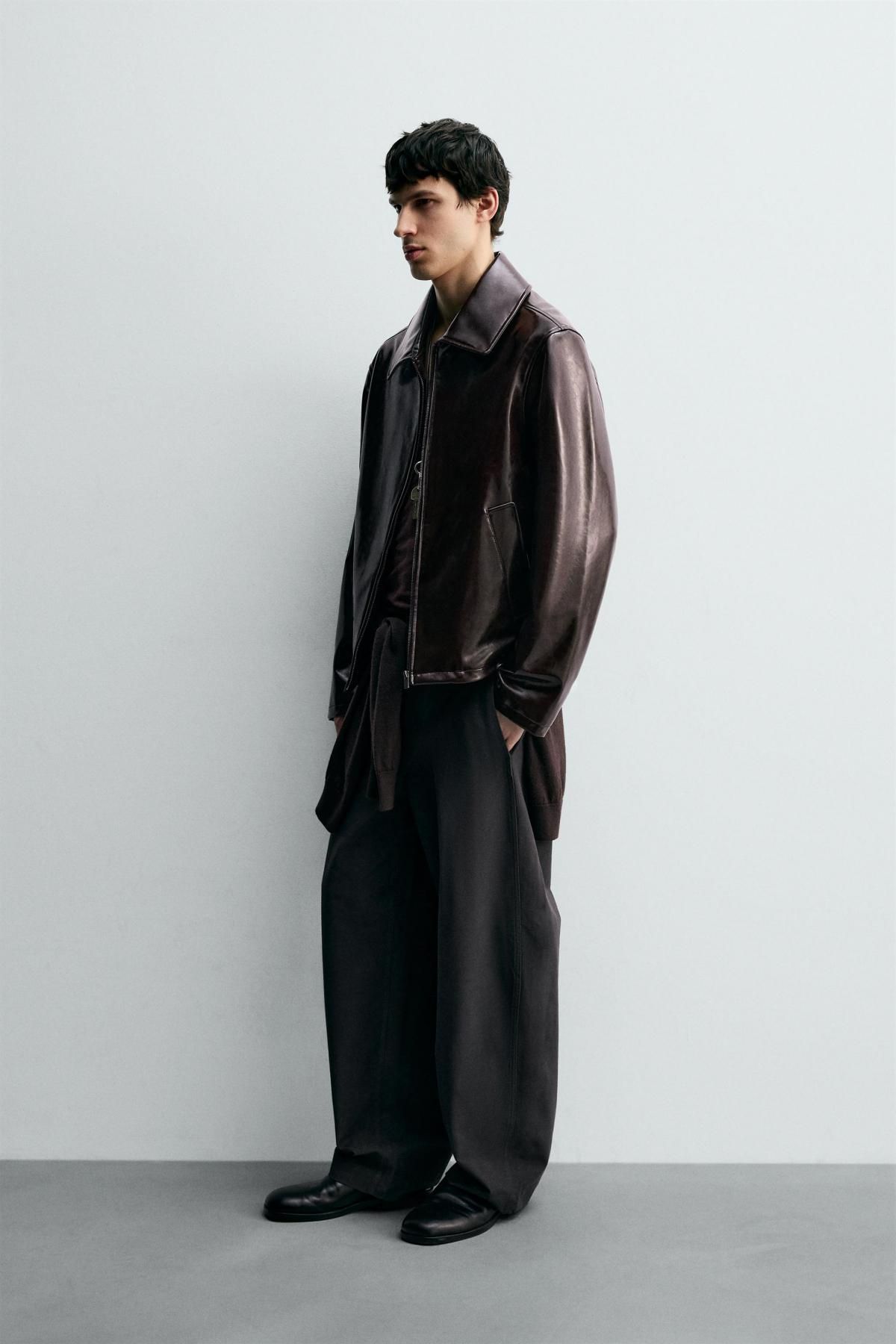 자라 테크니컬 비닐 크롭 집업 재킷 3833/311 DARK BROWN - 상세 이미지 5