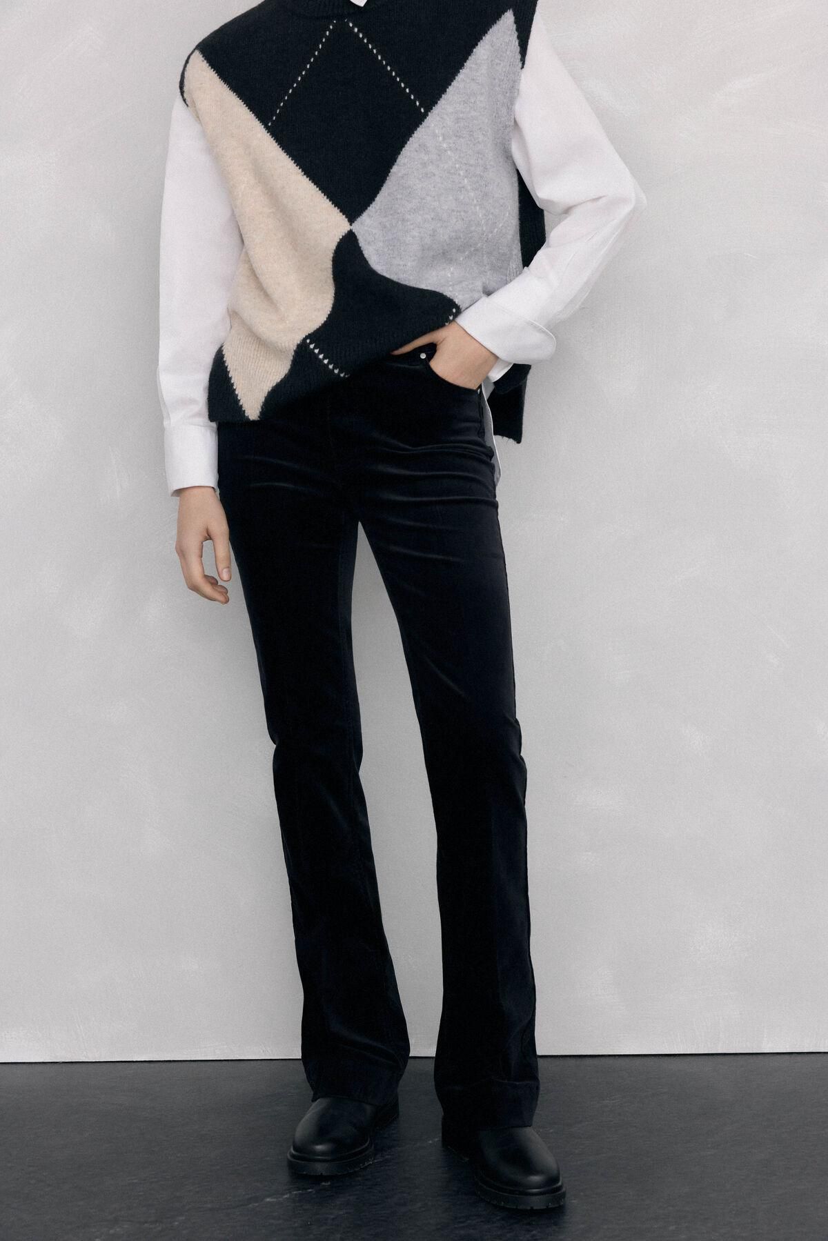 페드로 델 이에로 벨벳 푸쉬업 플레어 팬츠 7602524 NEGRO - 메인 이미지