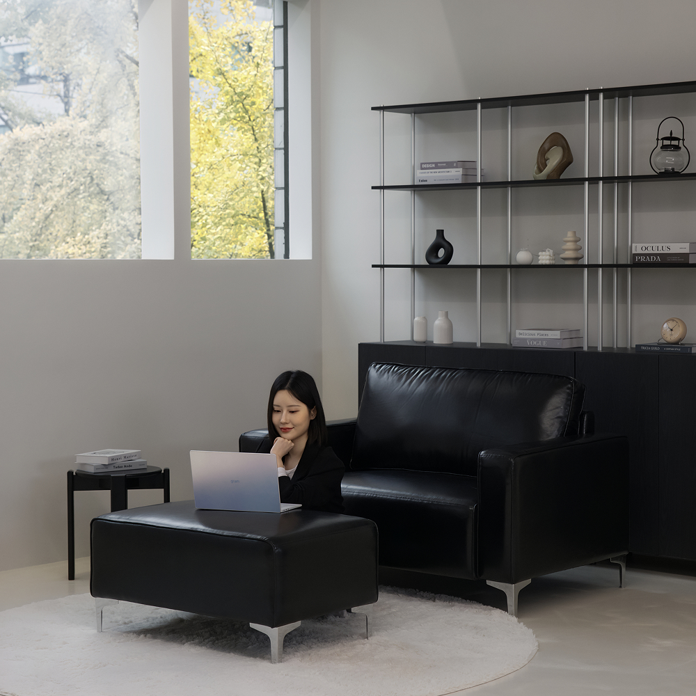 늘나른 누아르 2인용 가죽소파