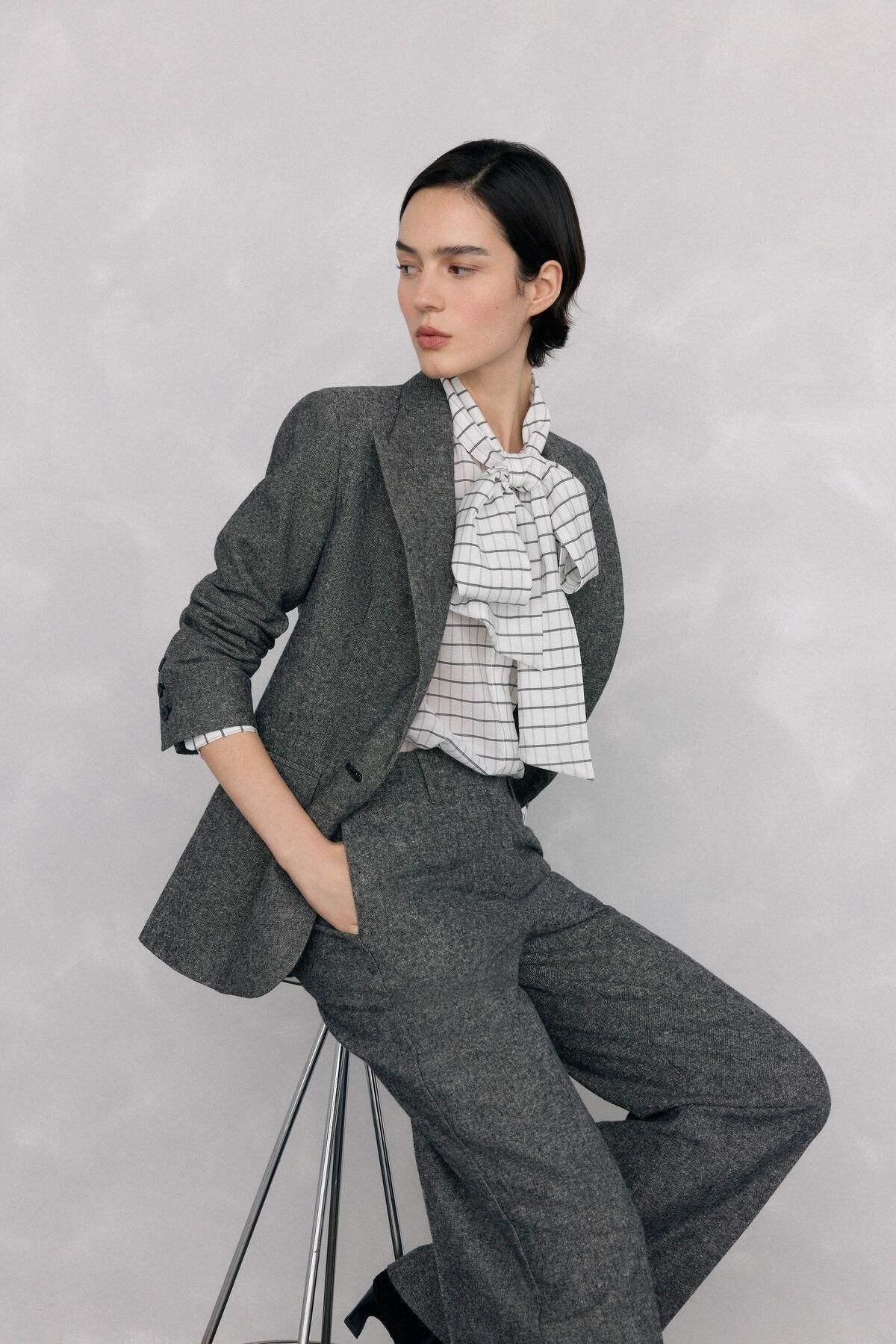 페드로 델 이에로 스트레이트핏 슬랙스 팬츠 7602535 GRIS - 상세 이미지 2