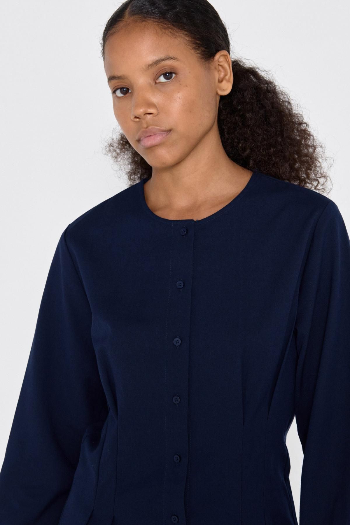 타이니코튼 네이비 버튼 미디 원피스 AW24-647-107 ONE COLOR - 상세 이미지 5