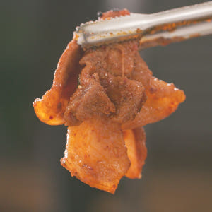 심가네 제주흑돼지 고추장 주물럭 8팩 뒷다리살 제육 흑돼지볶음 간편식 양... 맛있게 먹은 솔직 후기 - 상품 이미지 4