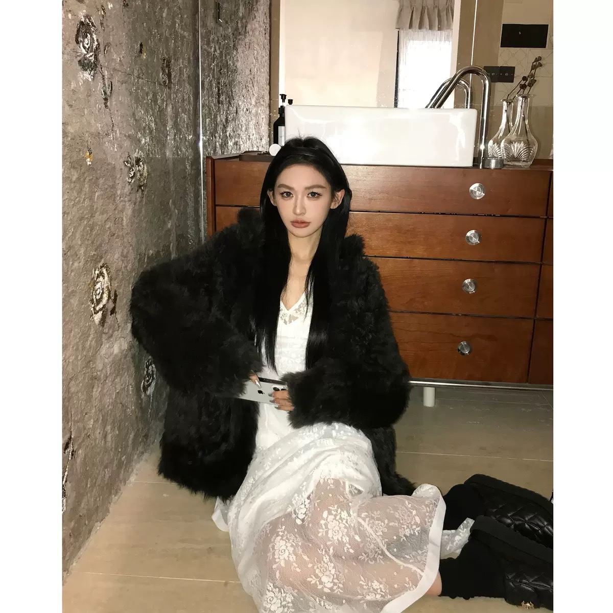 토스카나 페이크 퍼 자켓 우아하고 세련된 스타일 - 상세 이미지 3