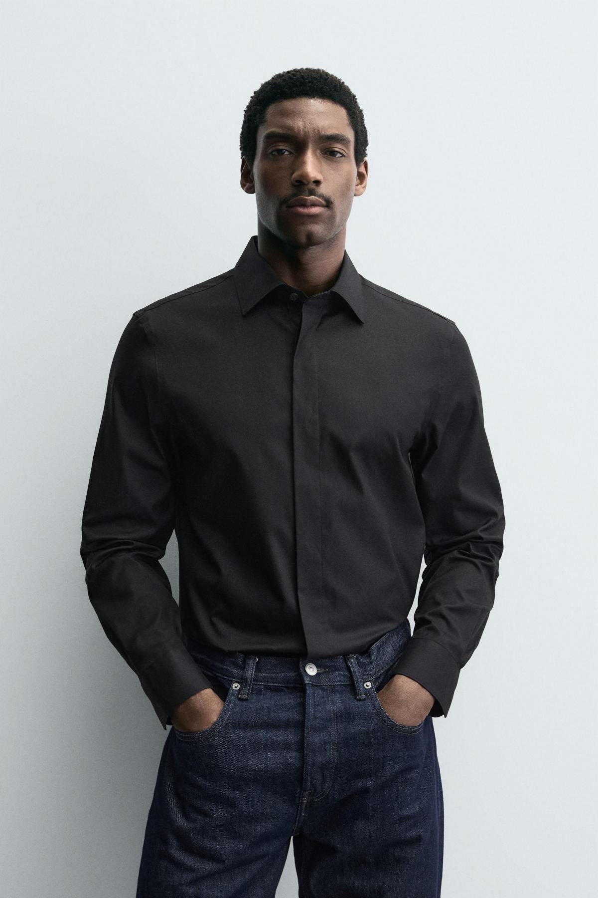 자라 블랙 레귤러핏 코튼 긴팔 셔츠 5588/225 BLACK - 상세 이미지 3