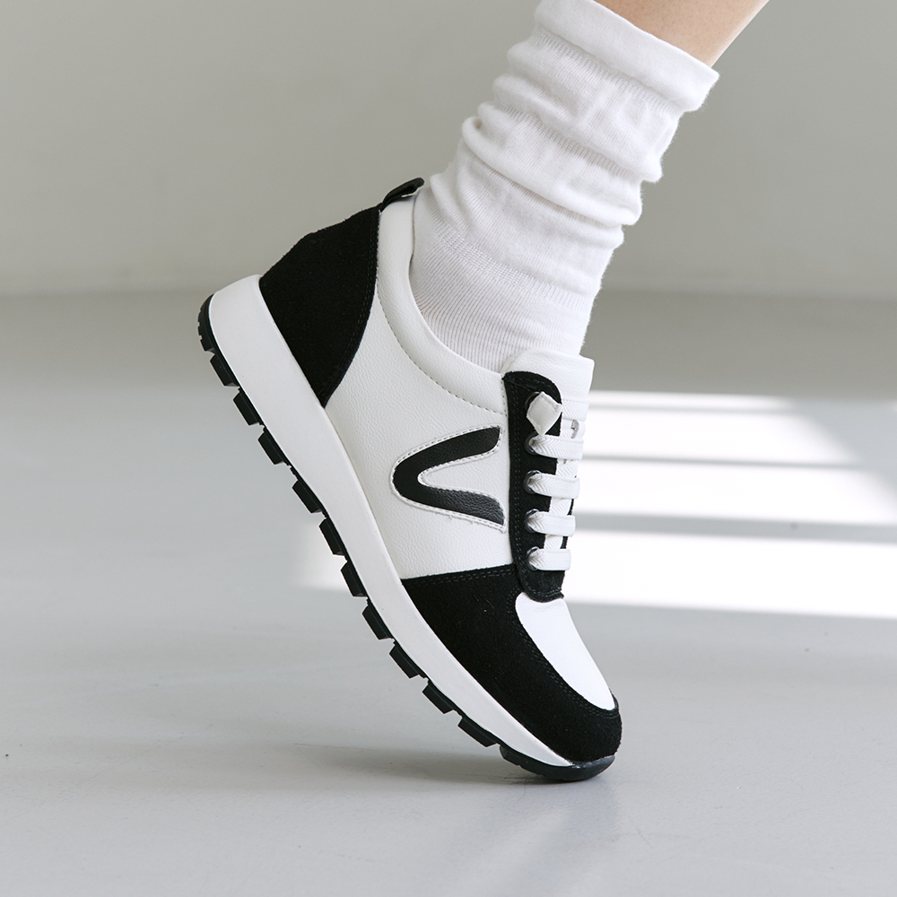 슈리오 통굽운동화 소가죽 V포인트 키높이 여성 스니커즈