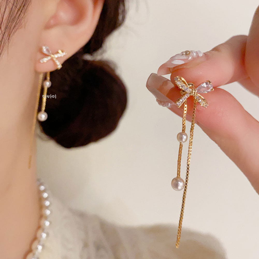 14K 리본 투웨이 귀걸이 체인 드롭 미니 진주 큐빅 이어링 - 상품 이미지