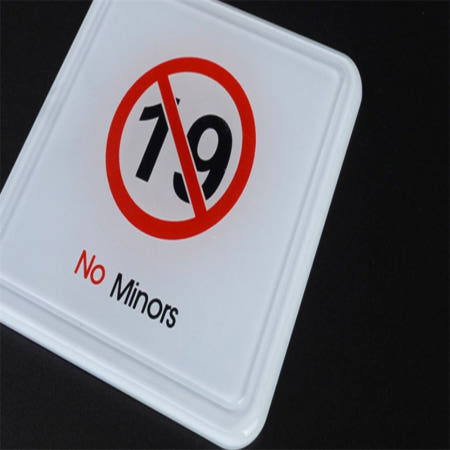 [올인원샵협력사]포근코 미성년자 출입금지 사인표지판 경고표지판