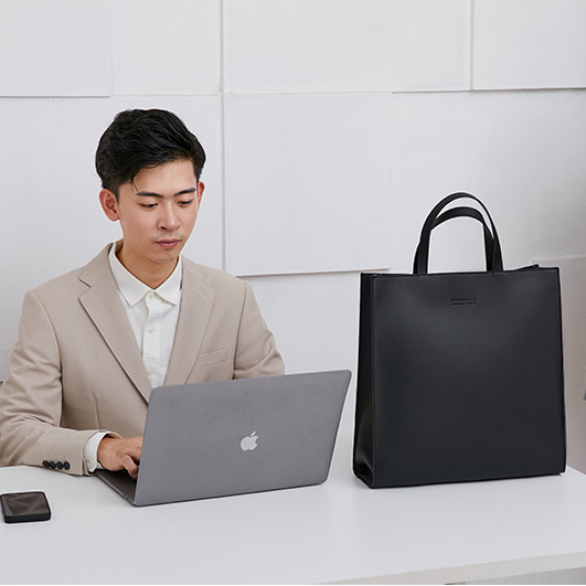 남자토트백 남자쇼퍼 가죽 헬멧백 에코 이미지 7