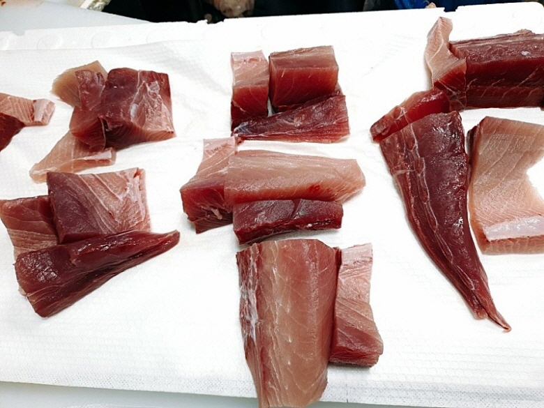 돼지 대방어회 300g, 부위랜덤 주문즉시 손질·진공포장 - 상세 이미지 3
