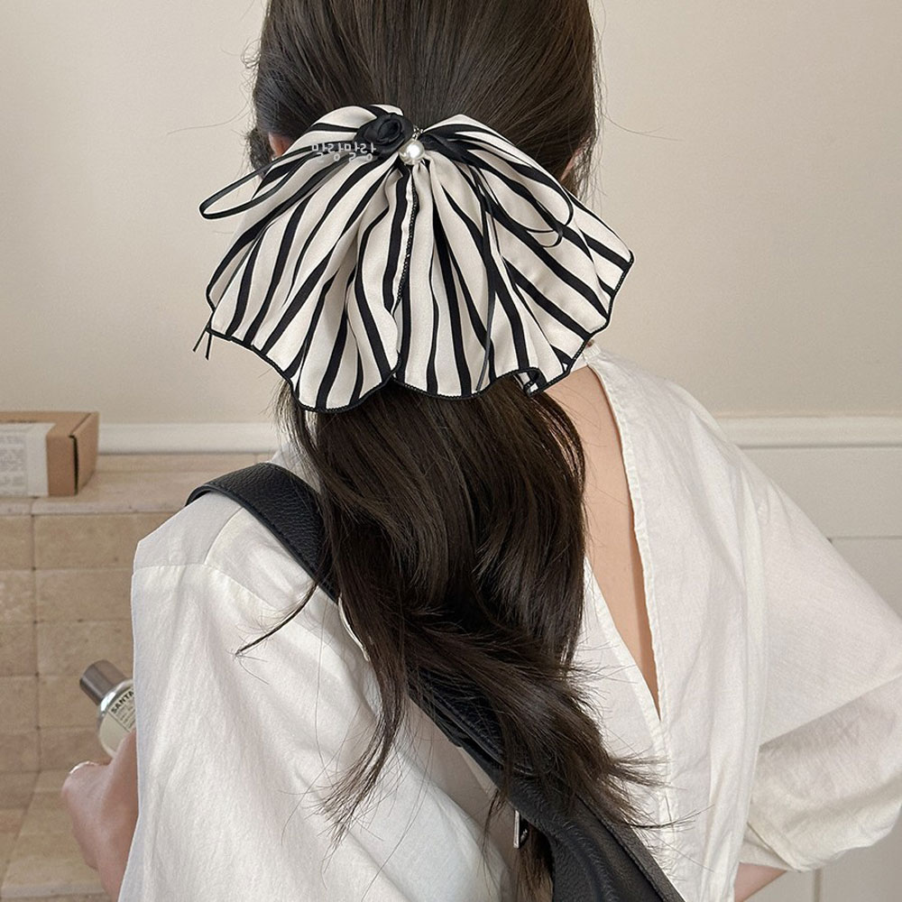 블랙 화이트 스트라이프 스커트 반묶음 머리핀 우아한 포니테일집게핀 - 상품 이미지