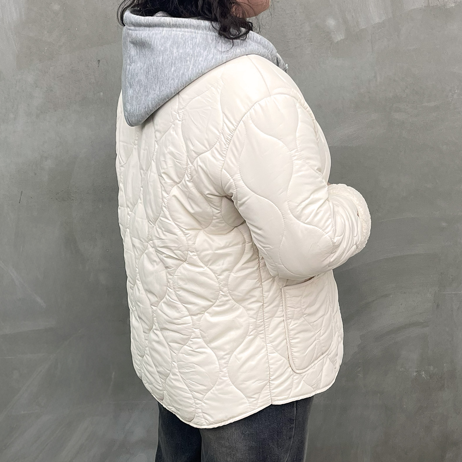 누빔패딩 깔깔이 퀄팅 뽀글이점퍼 여성경량 - 상세 이미지 4