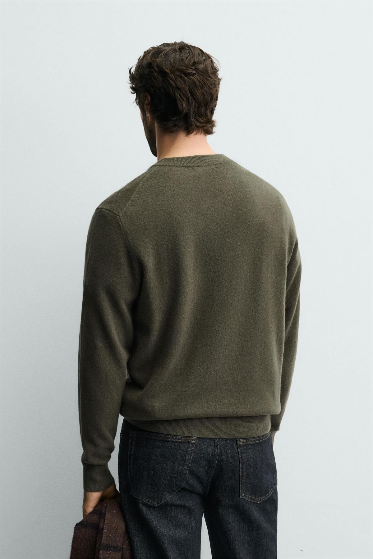 자라 프리미엄 울 브이넥 니트 스웨터 2893/334 MOSS GREEN - 상세 이미지 4
