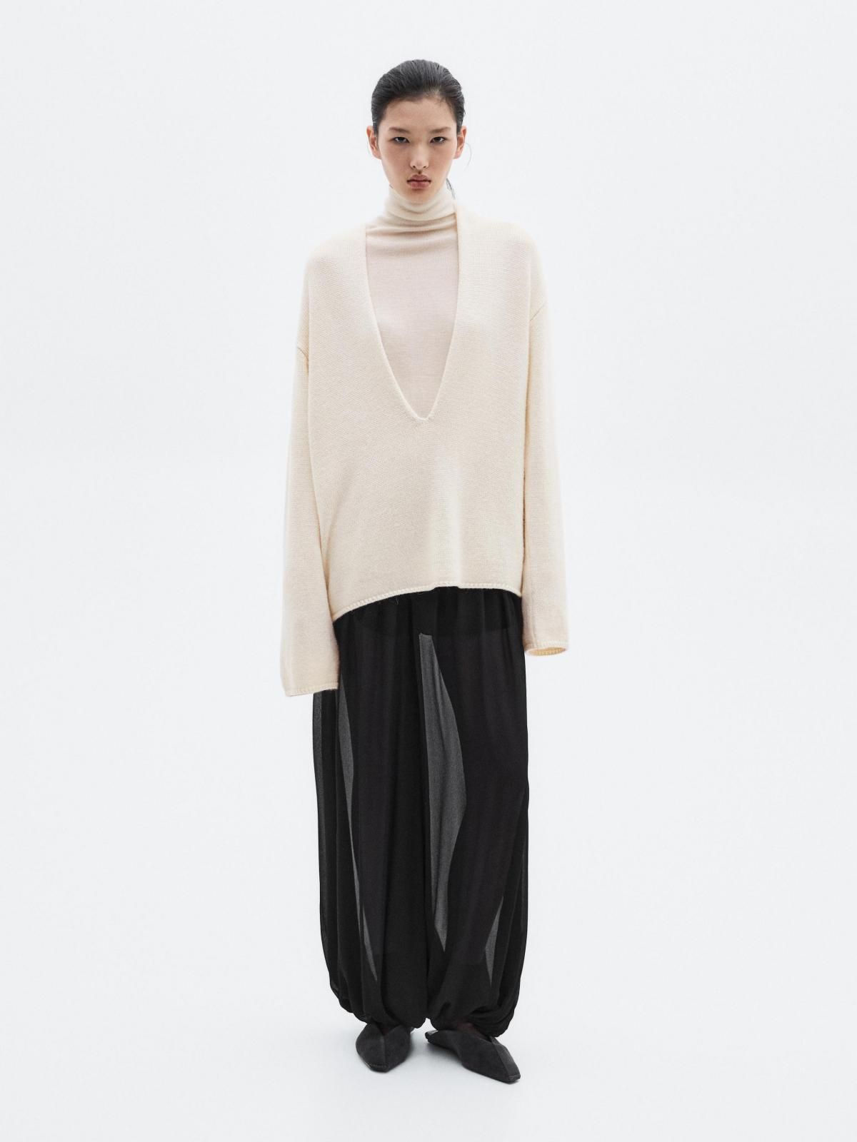 마시모두띠 프리미엄 알파카 실크 V넥 니트 스웨터 5602/555 OFF WHITE - 상세 이미지 3