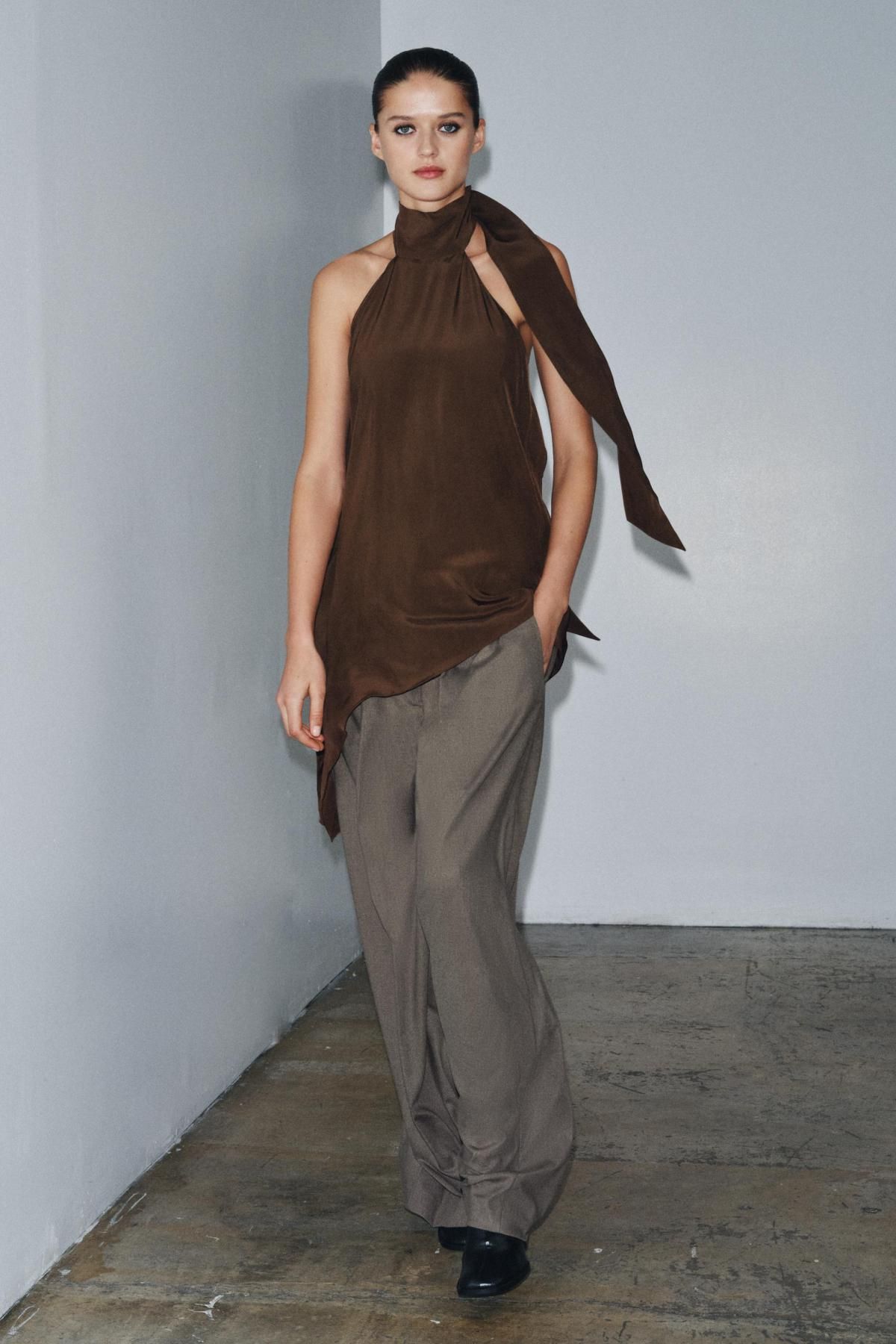 자라 비스코스 언밸런스 홀터넥 탑 9730/057 BROWN - 상세 이미지 2