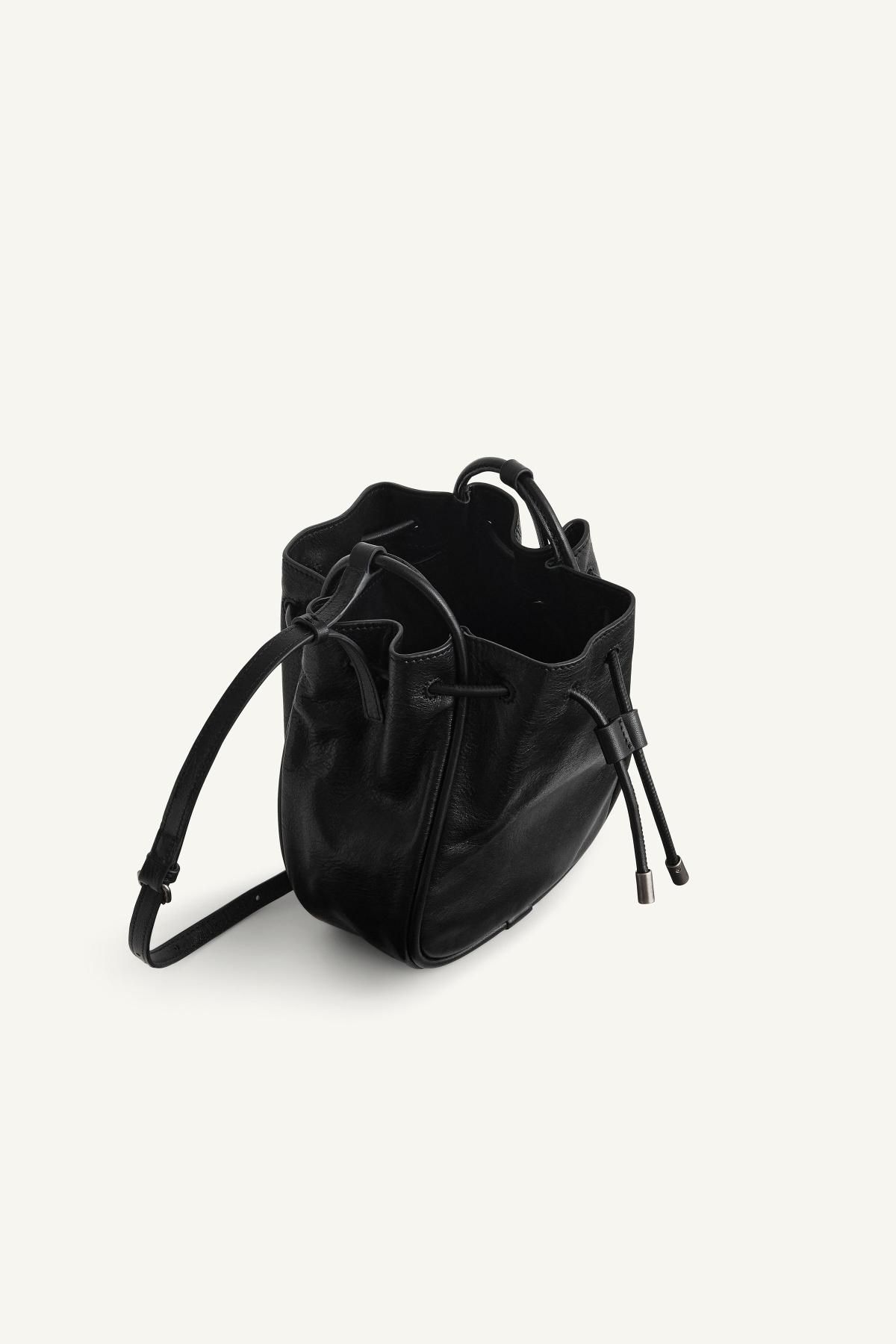 자라 프리미엄 레더 베이직 크로스백 3548/620 BLACK - 상세 이미지 5