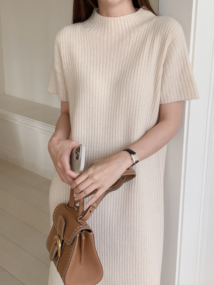 루즈핏 야크 울 홀가먼트 H라인 반목 터틀넥 원피스 반팔 여성 겨울 니트 롱 원피스