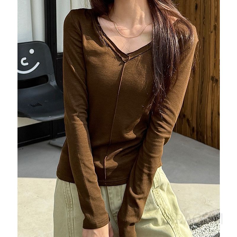 여성용 V넥 긴팔 티셔츠 슬림핏 스타일 가을 레이어드용 편안한 착용감 캐주얼티셔츠 모던한 디자인 - 상세 이미지 4