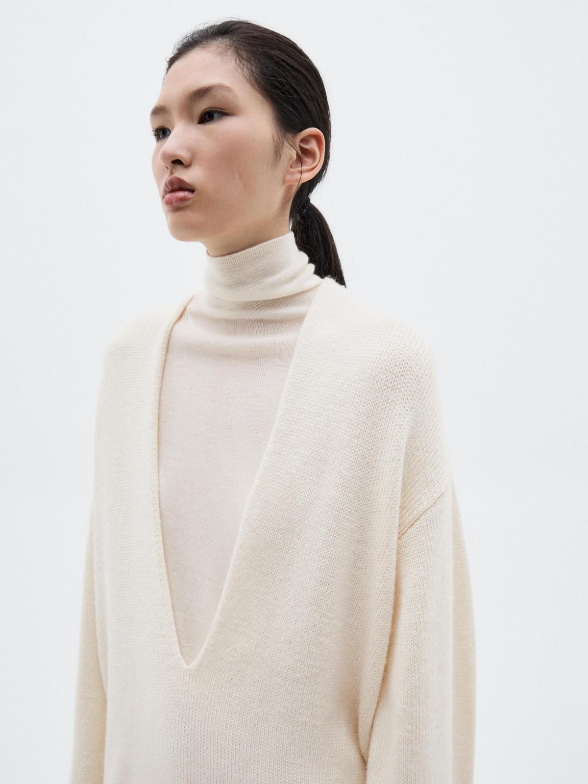 마시모두띠 프리미엄 알파카 실크 V넥 니트 스웨터 5602/555 OFF WHITE - 상세 이미지 5