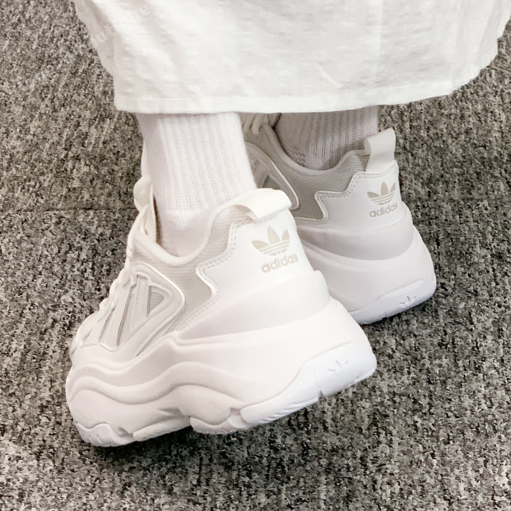 아디다스 오즈가이아 여성 키높이 굽높은 어글리슈즈 운동화 화이트, 230