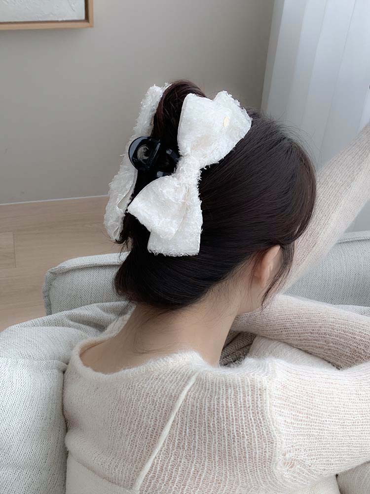 [제작] 소프트 플러피 헤어클로 - 리본 뽀글이 양털 퍼 올림머리 반묶음 가벼운 겨울집게핀 - 상세 이미지 3