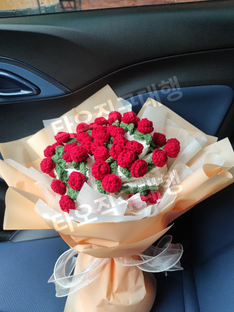 꽃다발담요 블랭킷뜨기 뜨개질 뜨게꽃 뜨개꽃 완제품 블랭킷 선물 뜨개꽃다발 장미 - 상세 이미지 5