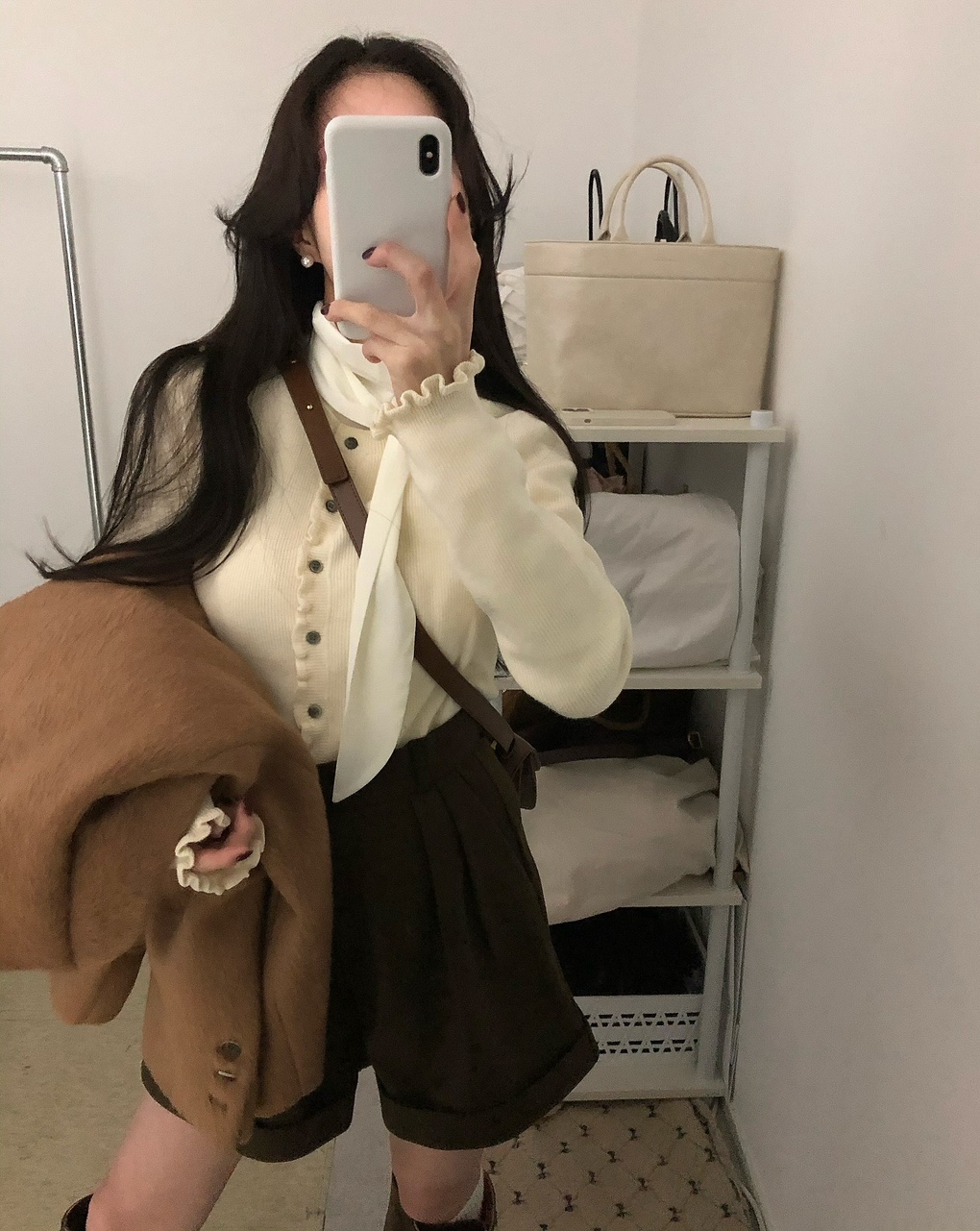네터 여성 겨울 레이어드 이너 골지 프릴 가디건 - 상품 이미지
