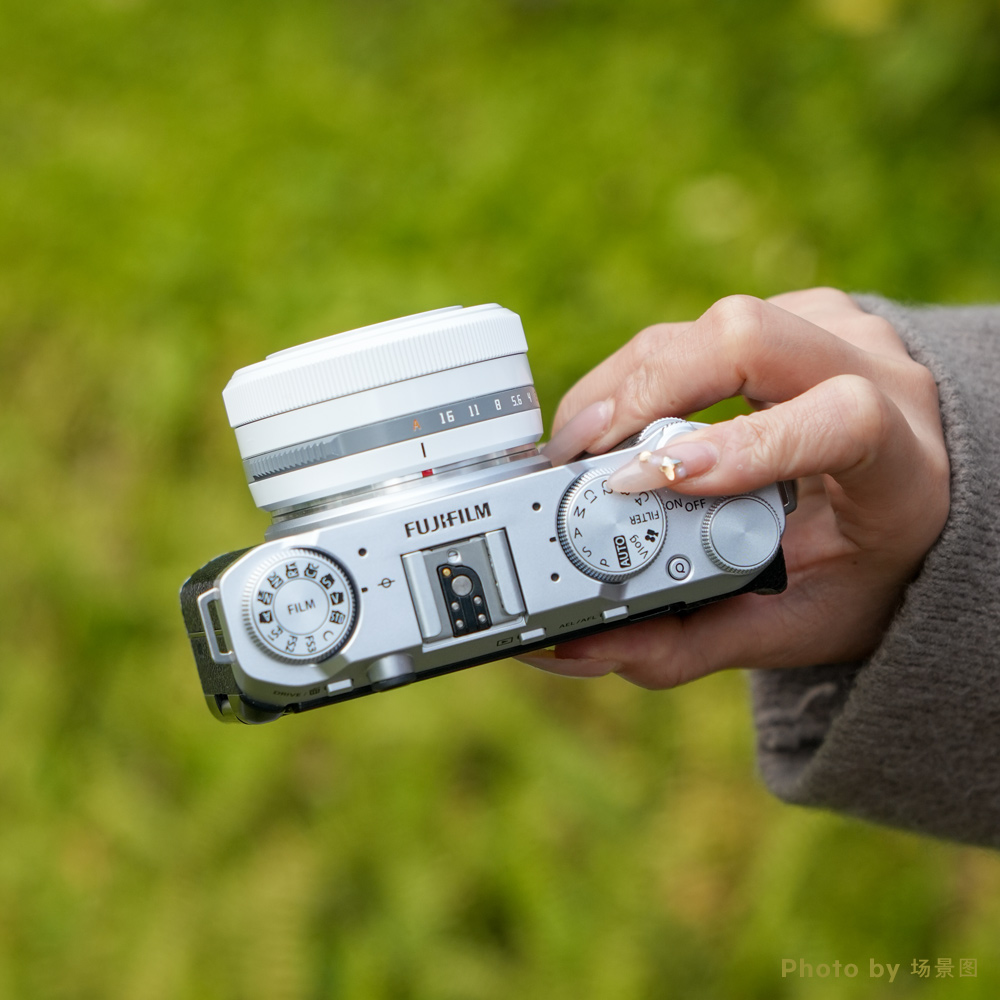 티티아티산 AF 27mm F2.8 후지 X마운트 APS-C 렌즈 화이트 TTArtisan - 상세 이미지 3