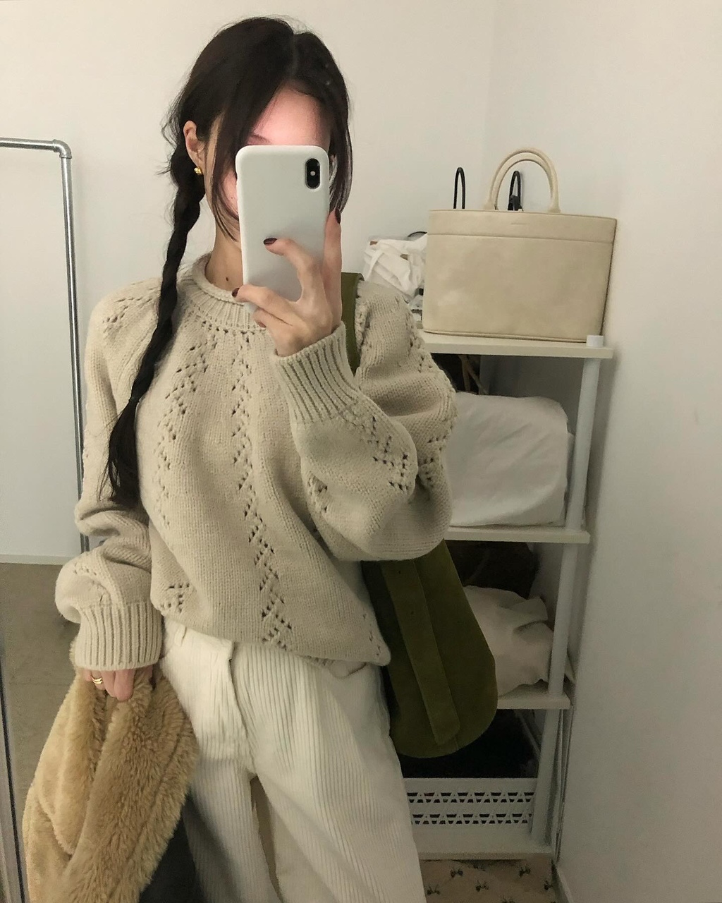 에딩 여성 겨울 레이어드 이너 라운드 오버핏 루즈핏 울 스카시 니트 - 상품 이미지