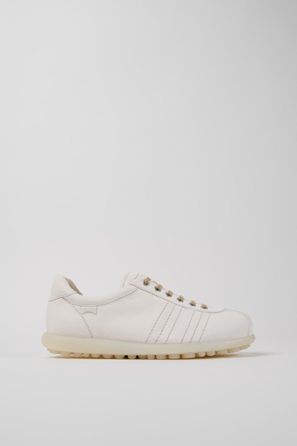 캠퍼 화이트 가죽 남성 스니커즈 Pelotas K101018-003 WHITE - 상품 이미지