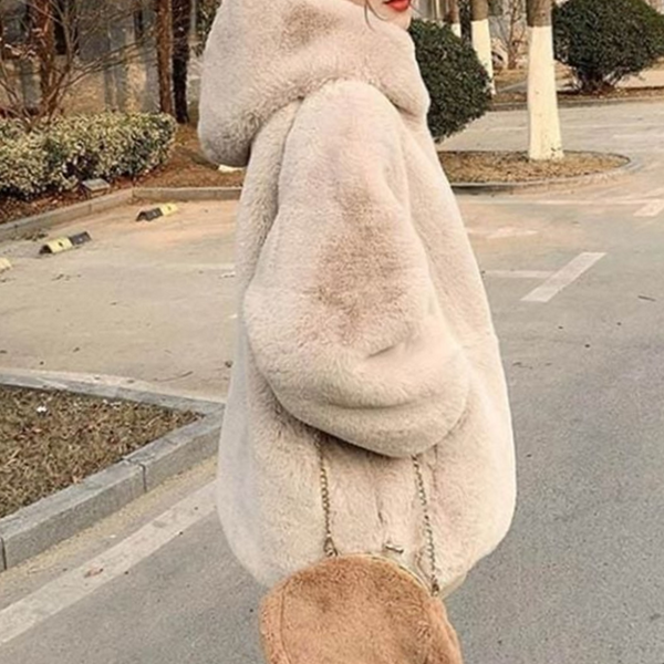 부드러운 여성 퍼 아우터 후드 여성 오버핏 점퍼 - 상품 이미지