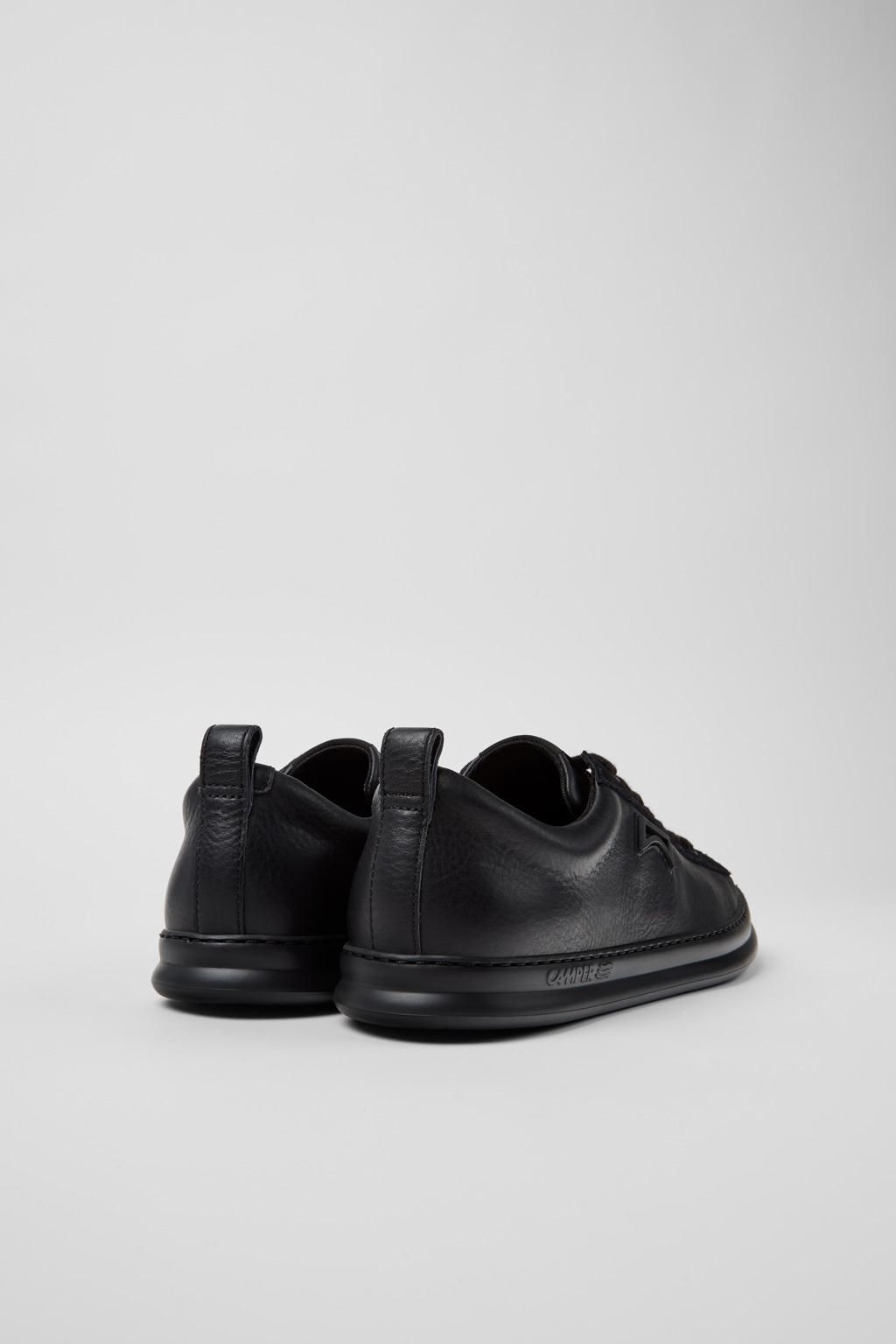 캠퍼 프리미엄 레더 블랙 스니커즈 Runner K101052-004 BLACK - 상세 이미지 3