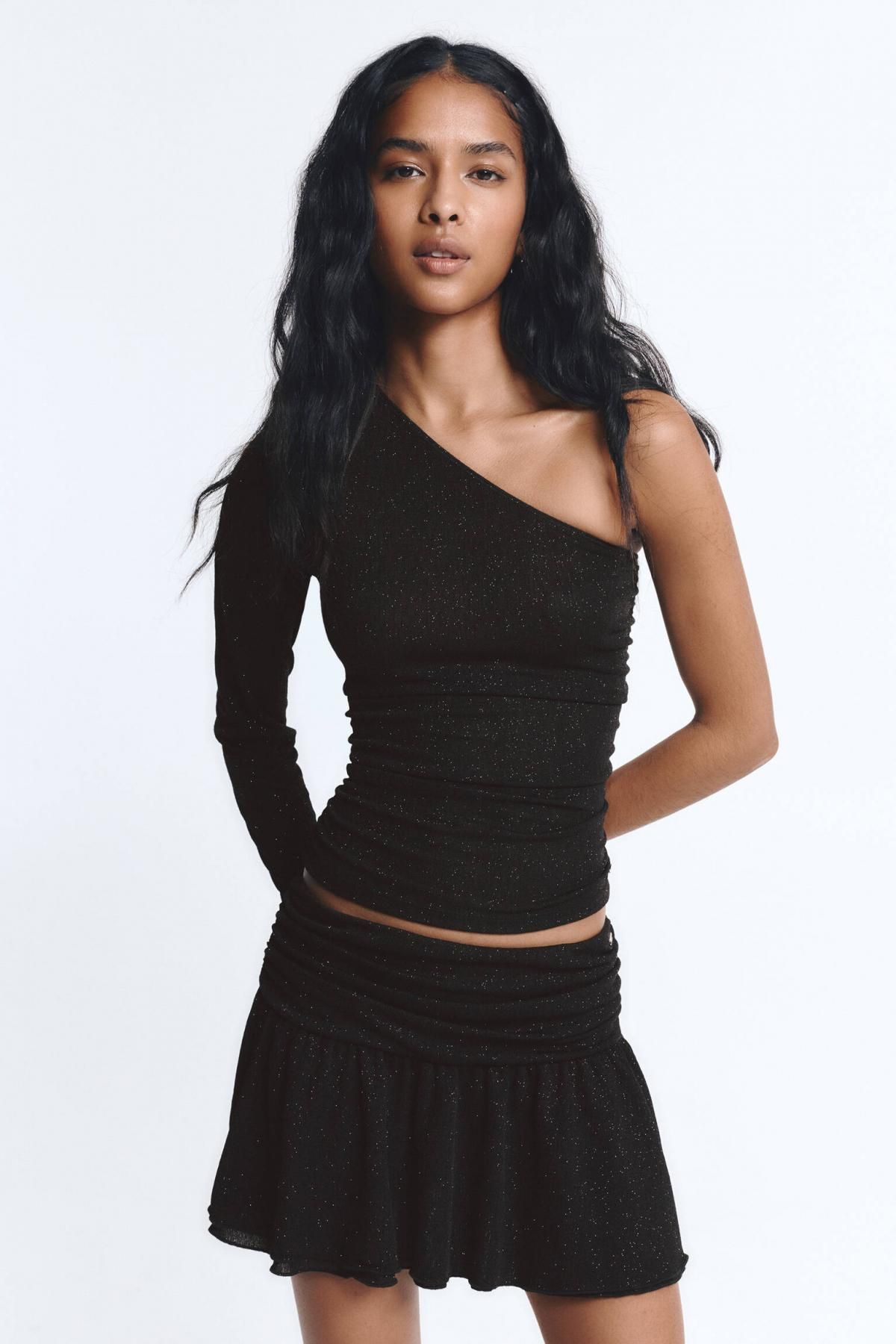 풀앤베어 라인스톤 드레이핑 러플 미니 스커트 7400/346 BLACK - 상세 이미지 5