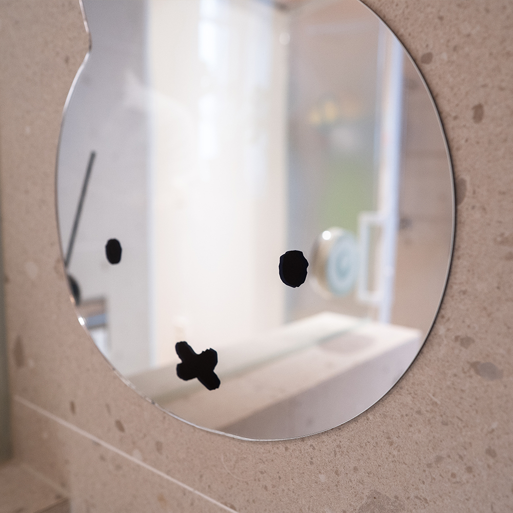에이든 미피 안전 아크릴 거울 붙이는 거울 벽걸이 화장실 인테리어 miffy 토끼